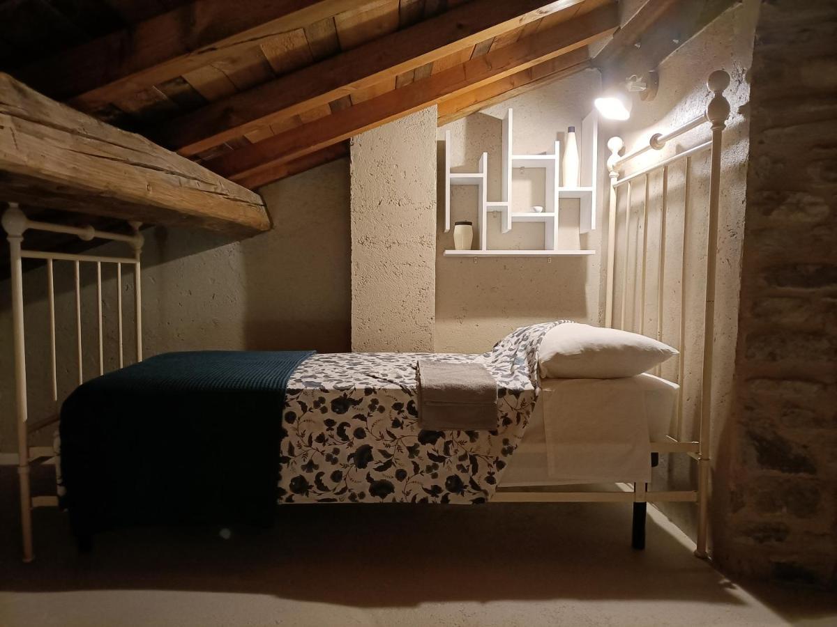 Mimma'S Apartment Pontremoli Bagian luar foto