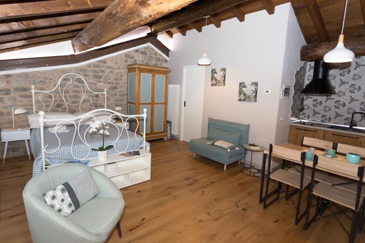 Mimma'S Apartment Pontremoli Bagian luar foto